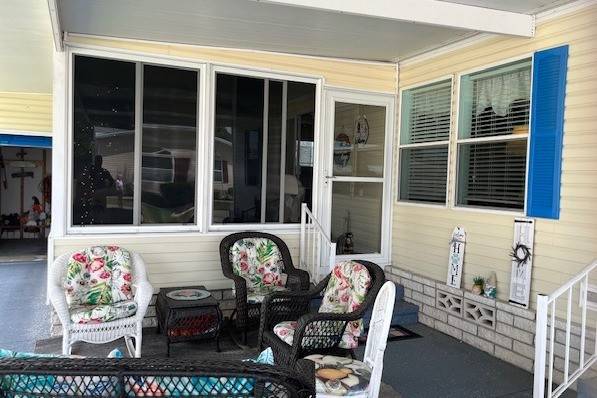 2704 Lindrick Ct. a Winter Haven, FL Mobile or Manufactured Home for Sale